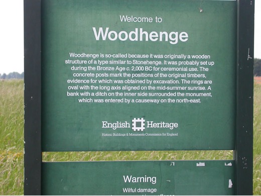 Woodhenge Welcome Sign