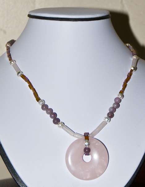 rose quartz pendant